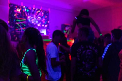 R6 5423-S-severe-noise