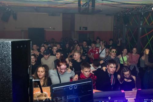 R6 5453-S-severe-noise